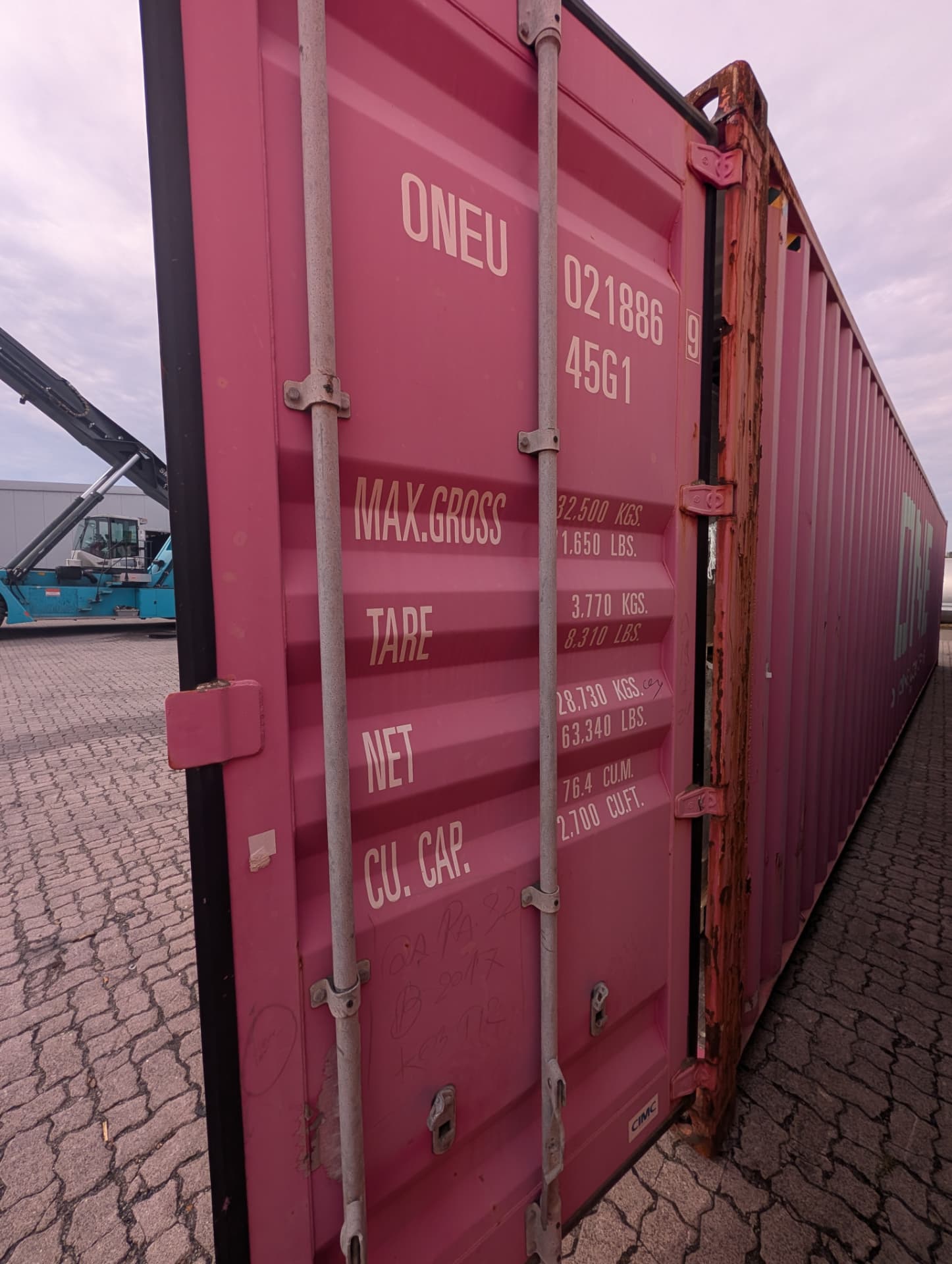 Container ONEU0218869